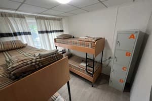 Хостел FOX Hostel Kyiv. Место в женском 4-местном номере  1