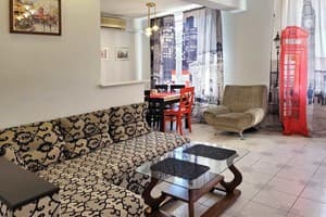 Квартира Home Hotel ул. Пушкинская, 2/7. Апартаменты 4-местный Трёхкомнатная квартира, ул. Пушкинская, 2/7 8